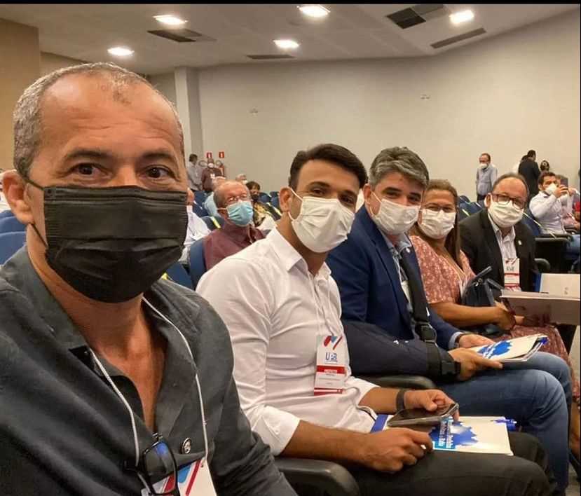 Camacã: Prefeito Paulo do Gás participa de reunião da UPB em Salvador e audiências com Secretarias e Deputado. 
